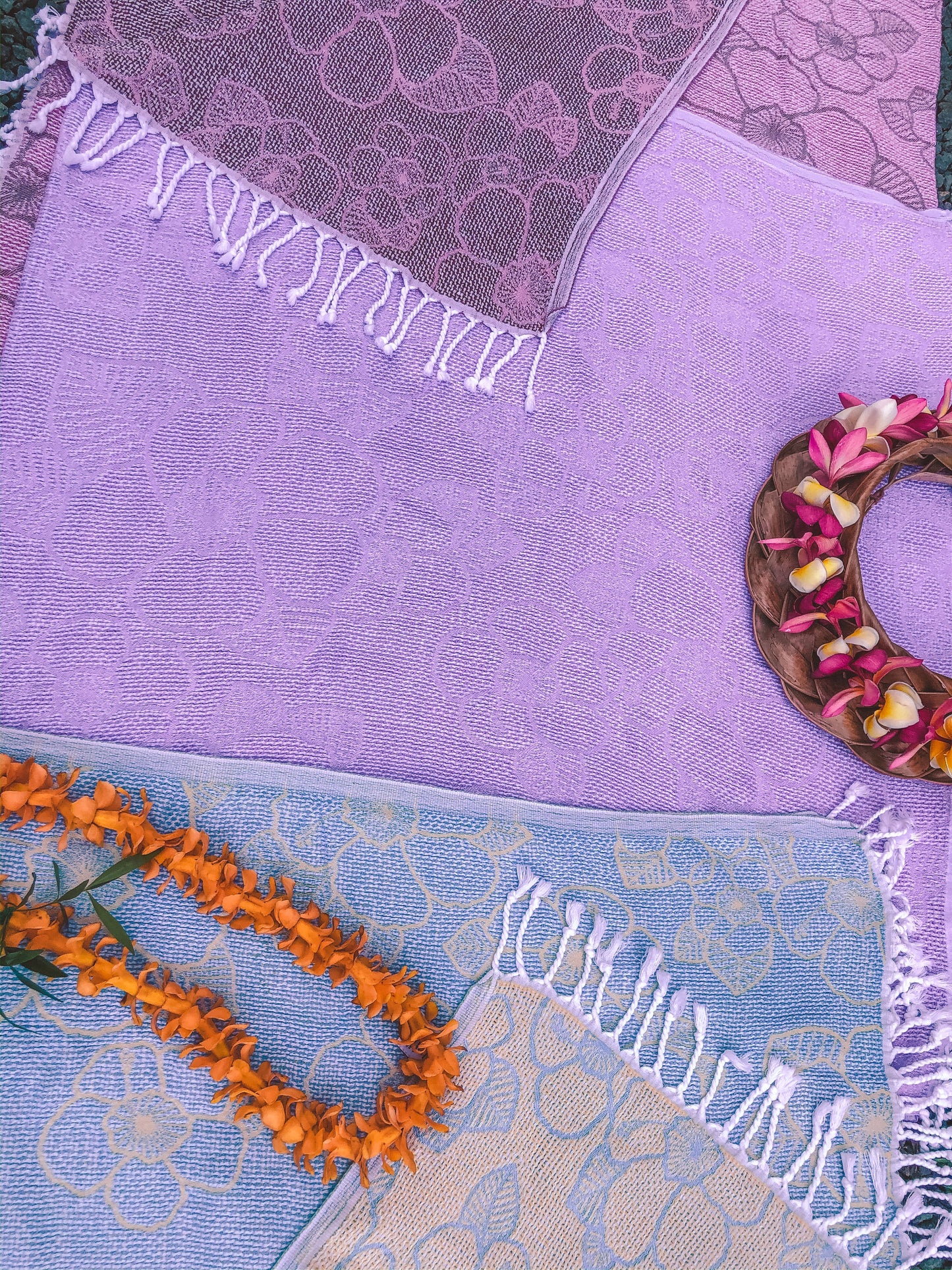Pure Hibiscus Luxe Hawaiian Beach Towel