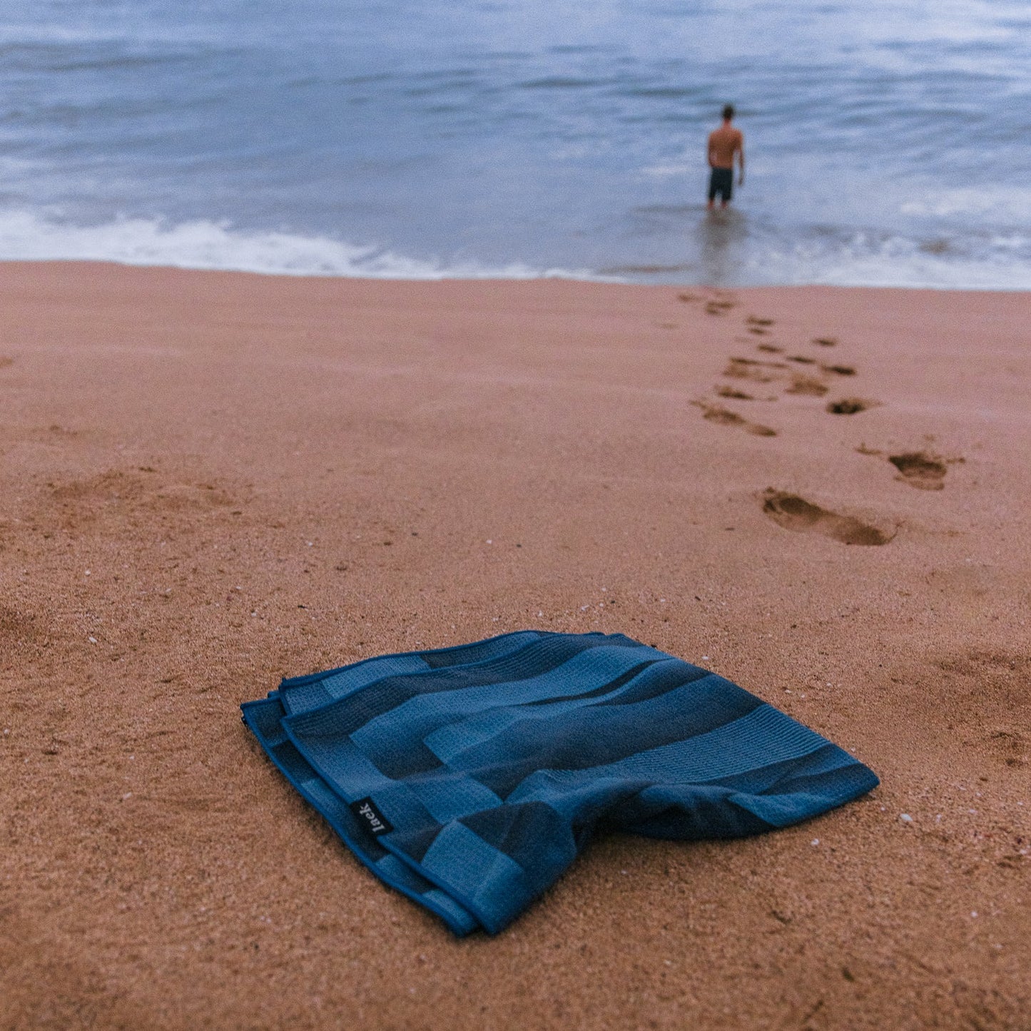 Laek Beach Towel Deep Blue Ocean
