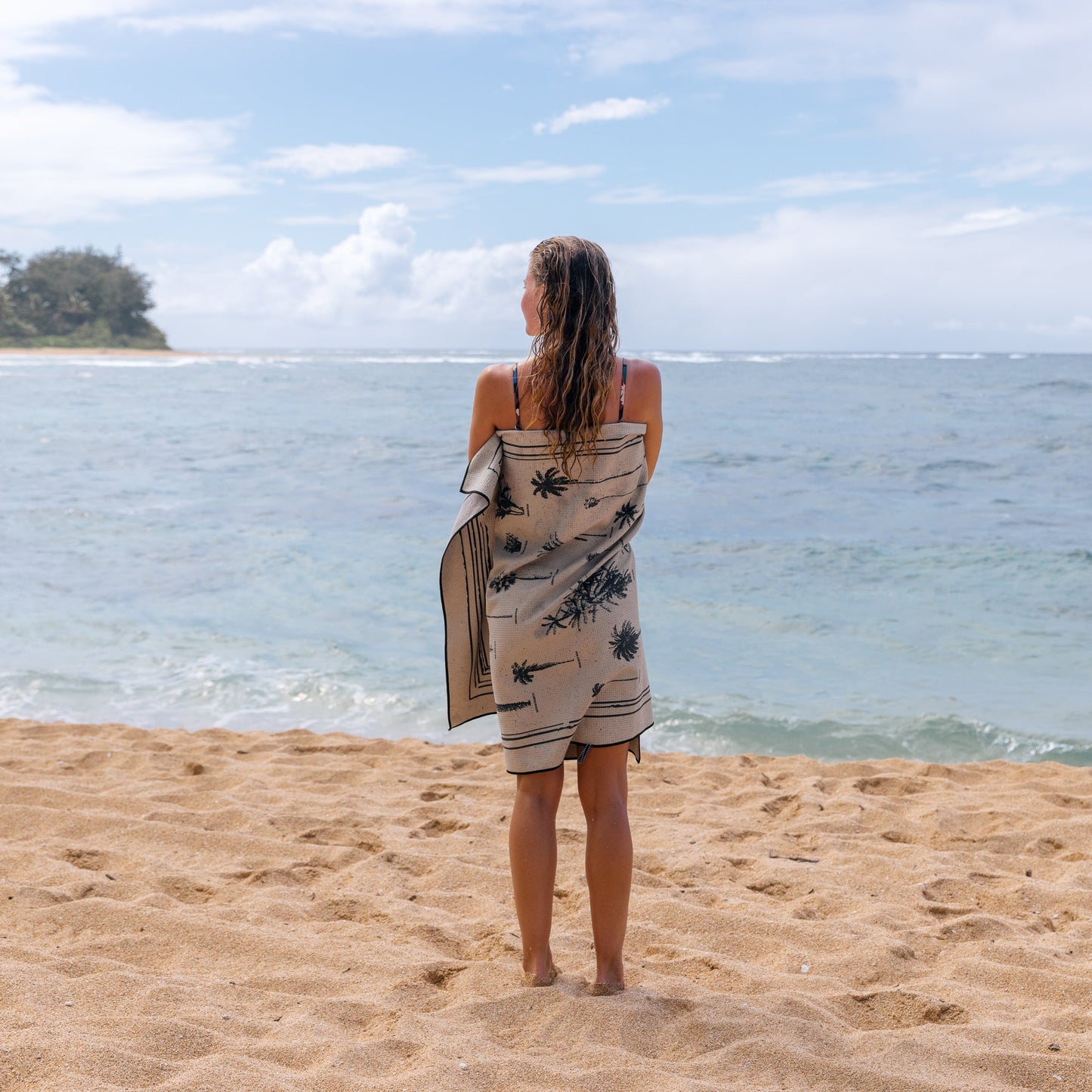 Laek Beach Towel Vintage Palm Coastlines