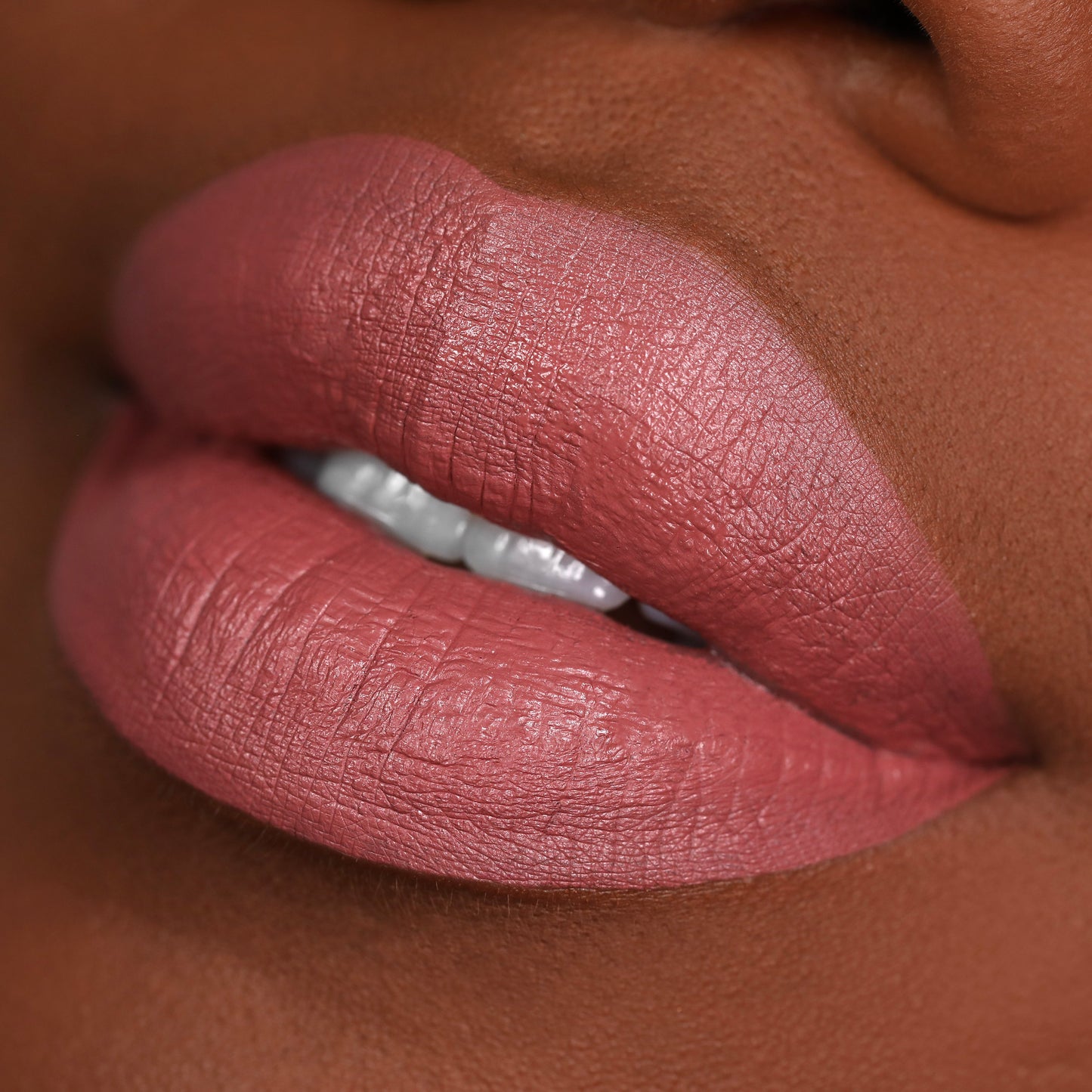 Long Lasting Liquid Lipstick - Story