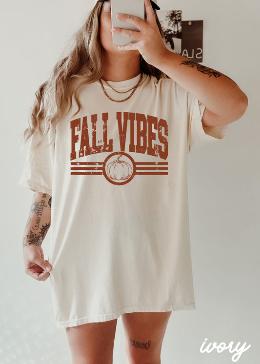 Fall Vibes Tee *13 Colors (S-3X)