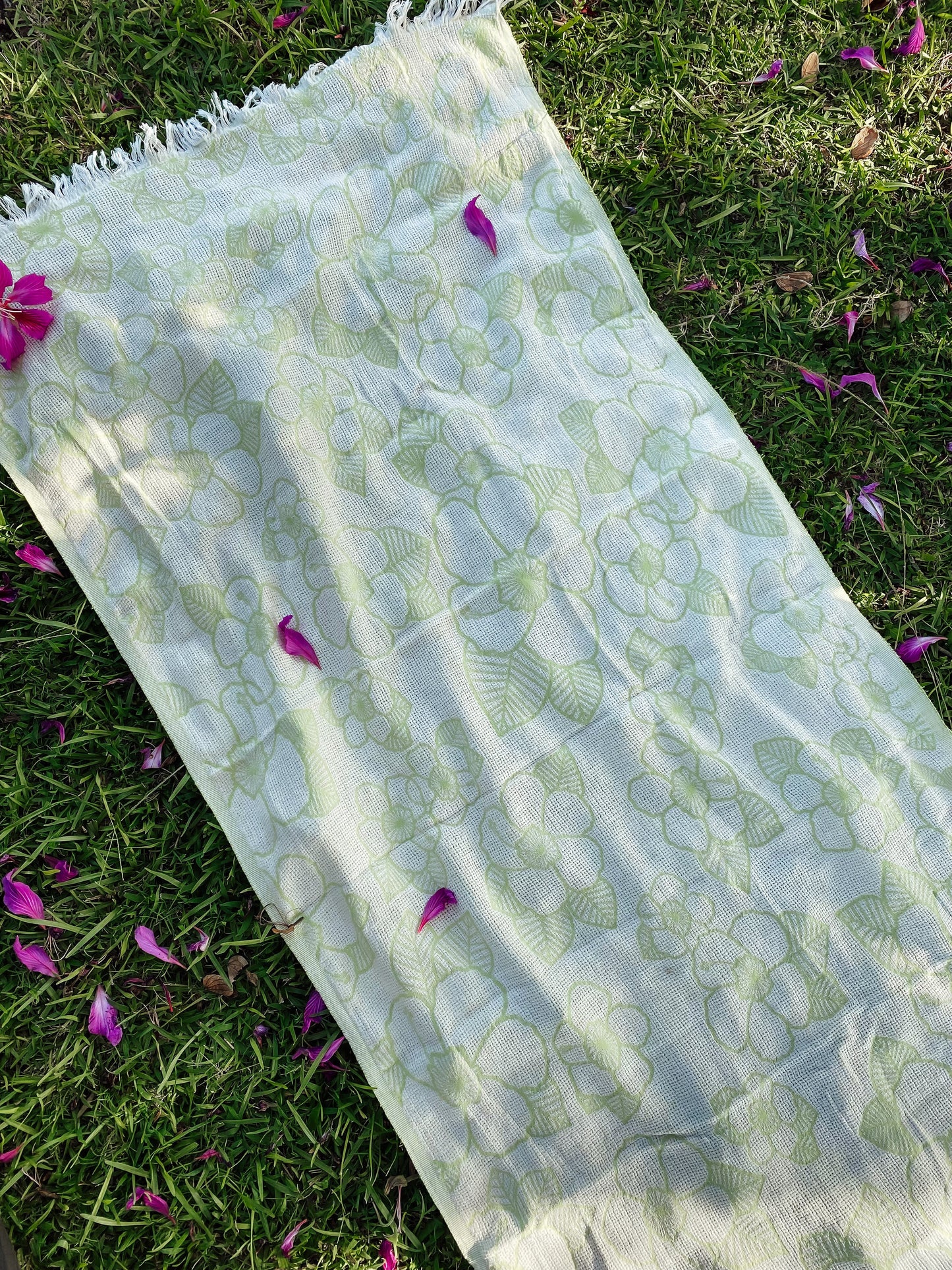 Pure Hibiscus Luxe Hawaiian Beach Towel