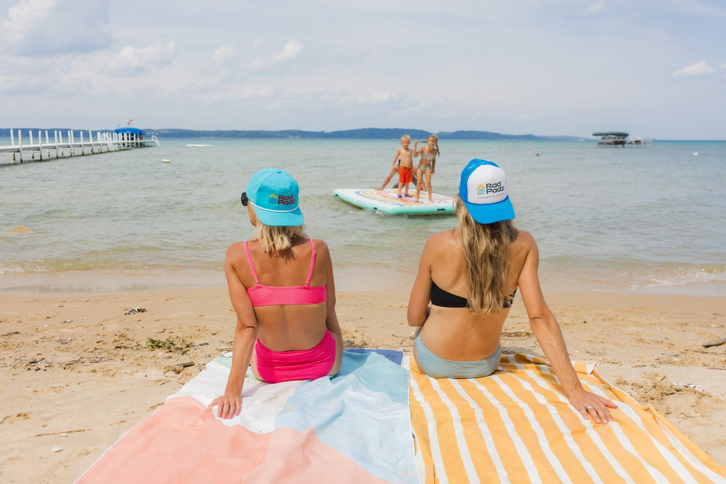 Quick-Dry & Sand-Free Towel | 4 Pack