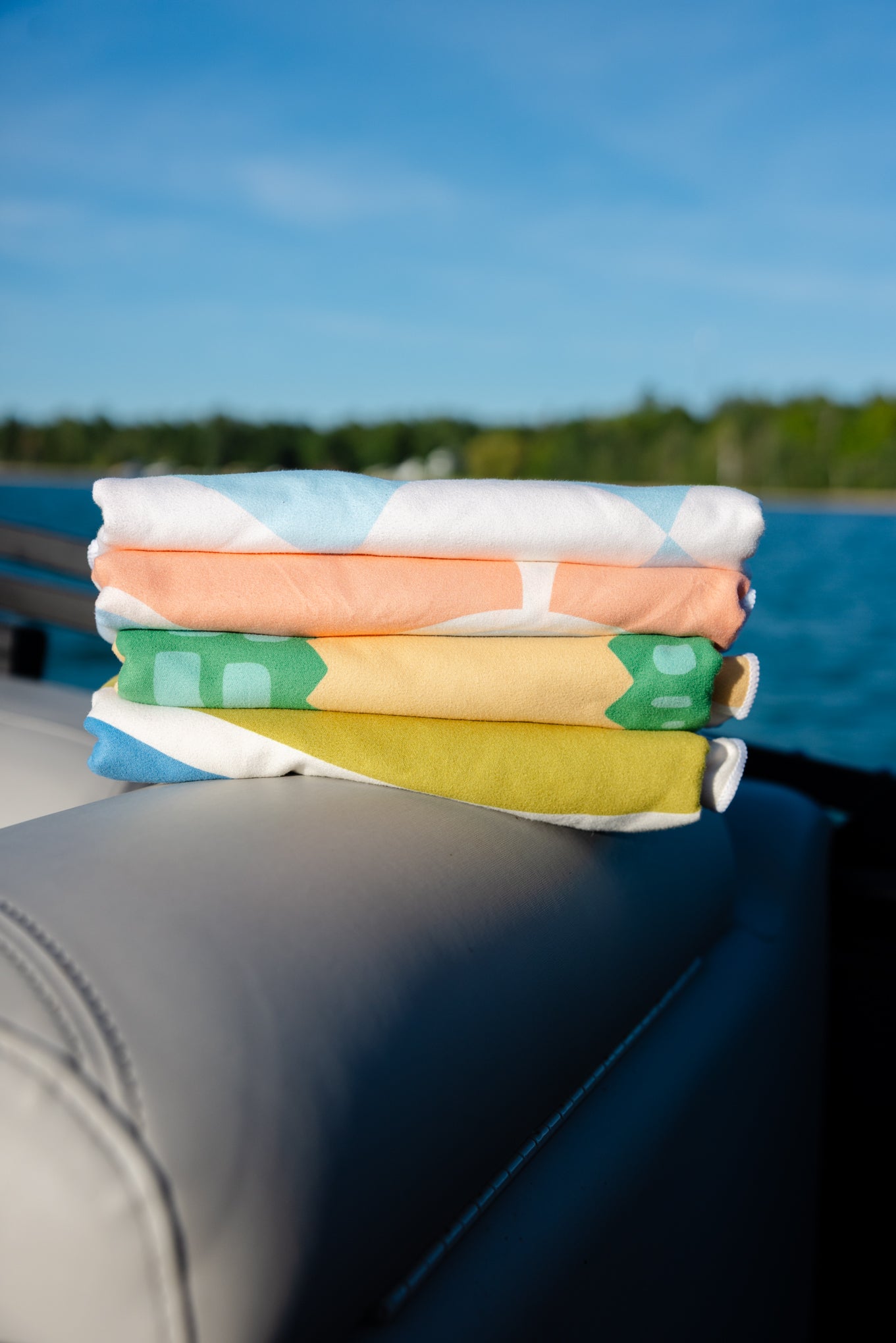 Quick-Dry & Sand-Free Towel | 4 Pack